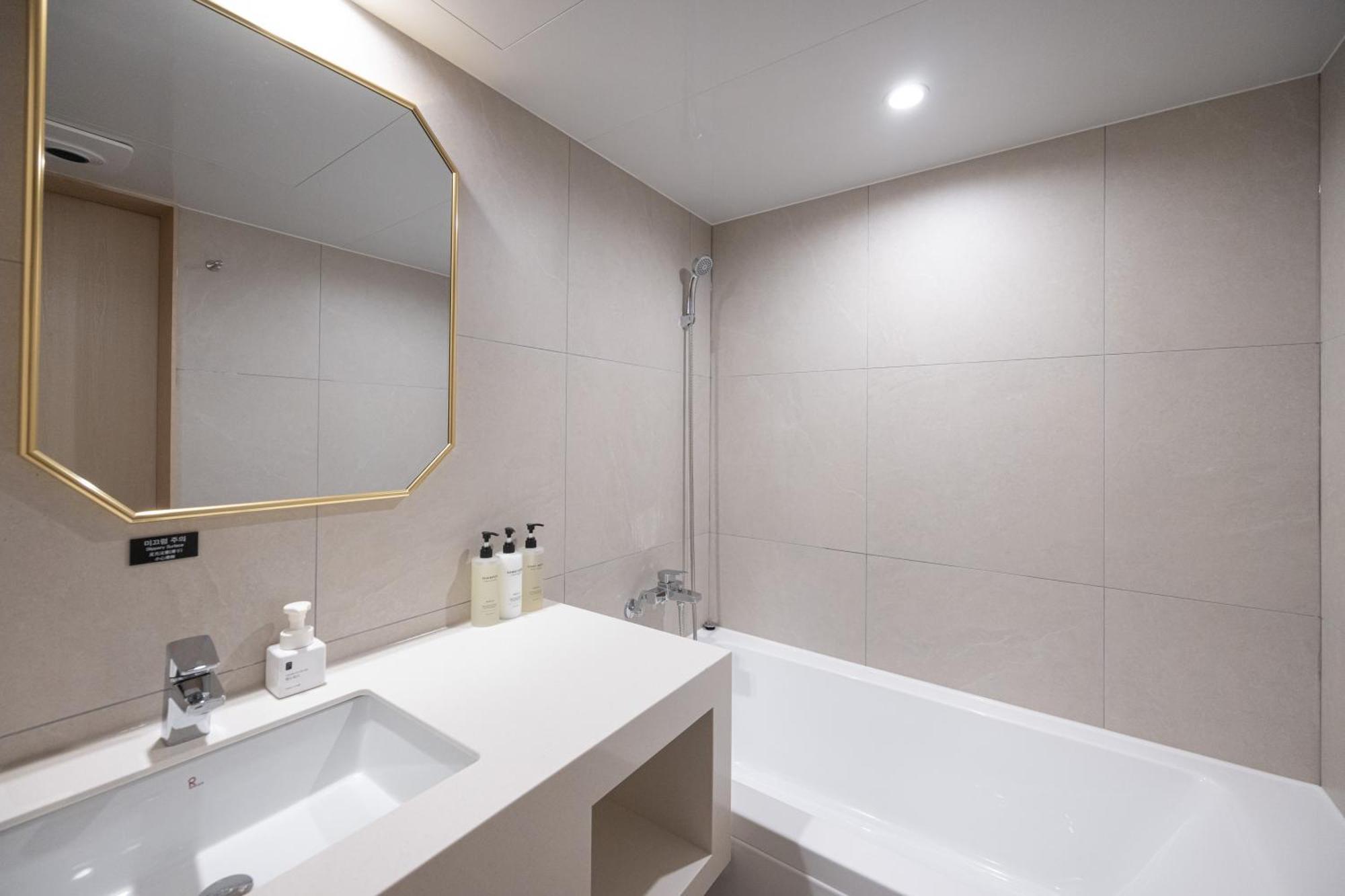 Hotel Bellus Busan Dış mekan fotoğraf